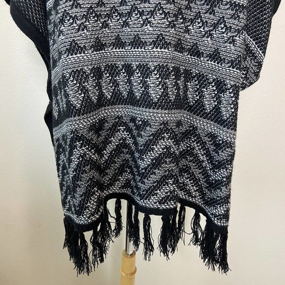 Indigo Black Button Side Fringe Cowl Neck Poncho L - Picture 8 of 11